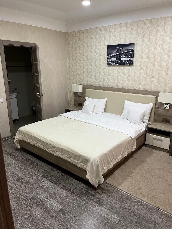 Elite Hotel Бельцы Экстерьер фото